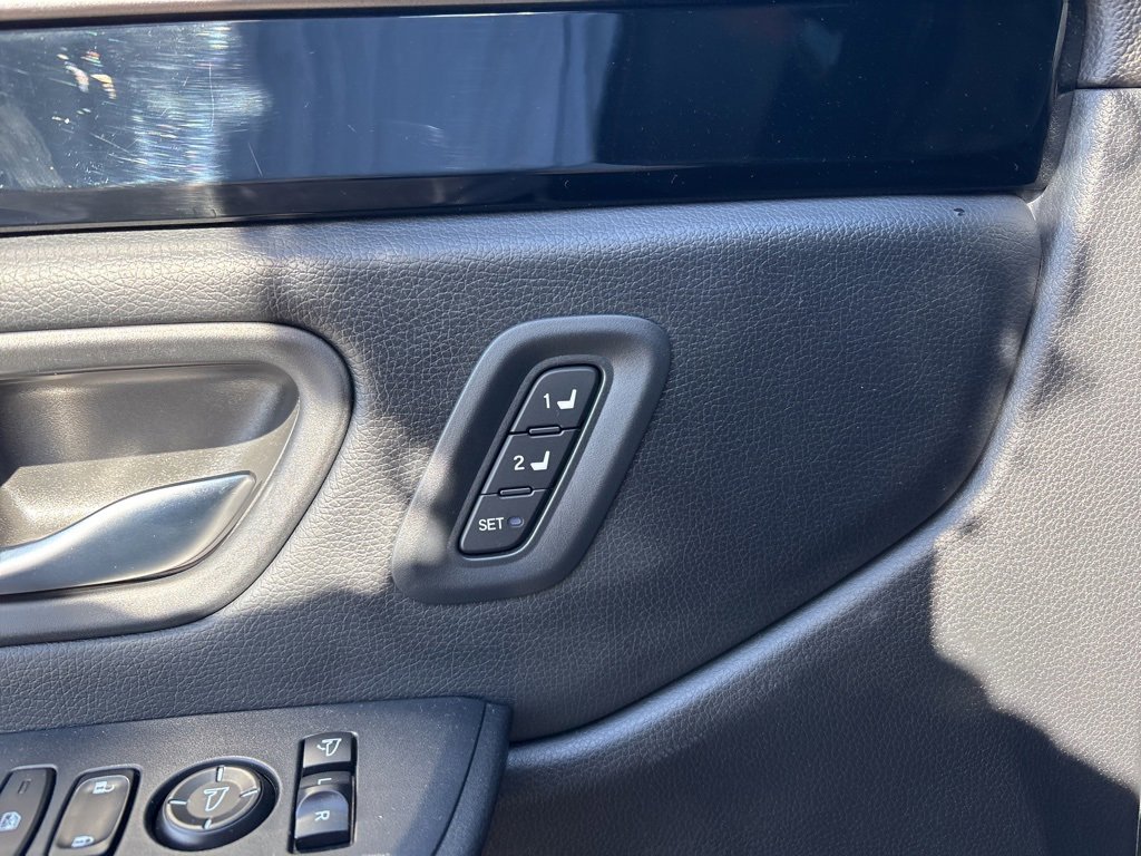 Used 2024 Honda Pilot TrailSport image 10