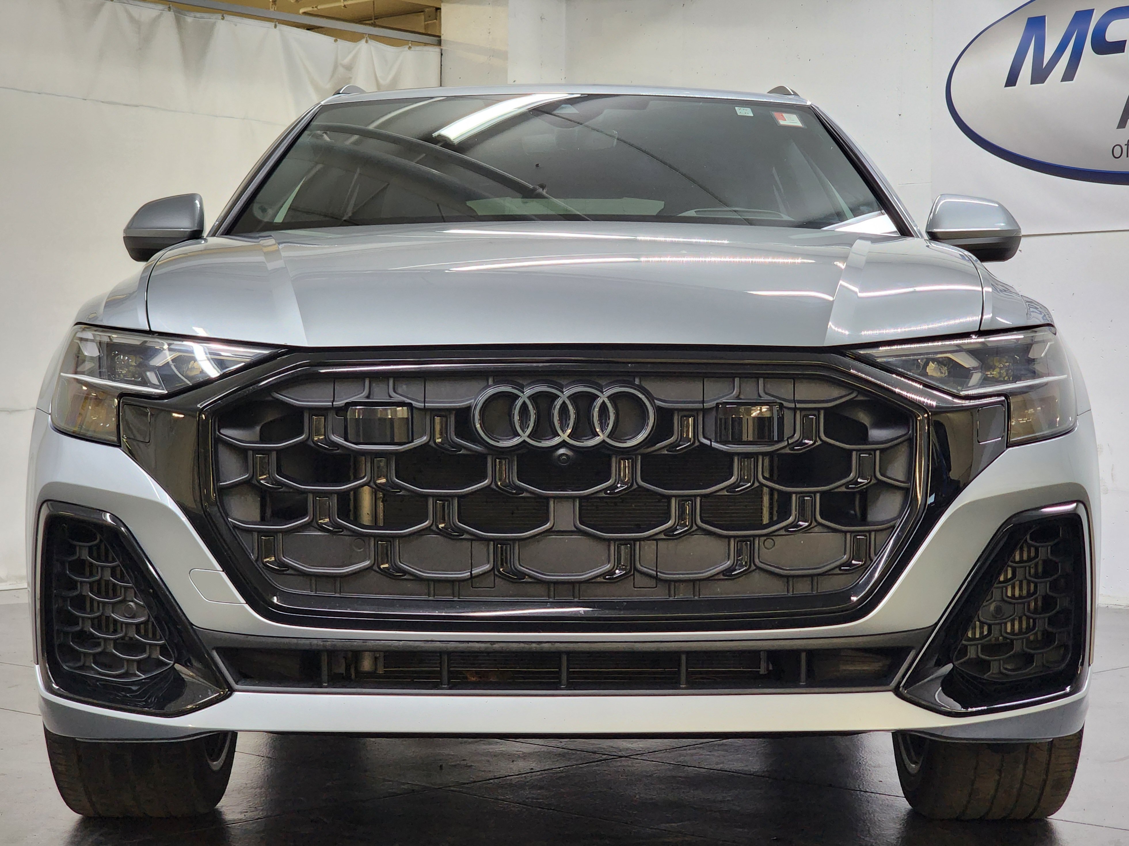 Used 2025 Audi Q8 Prestige AWD/4WD image 12
