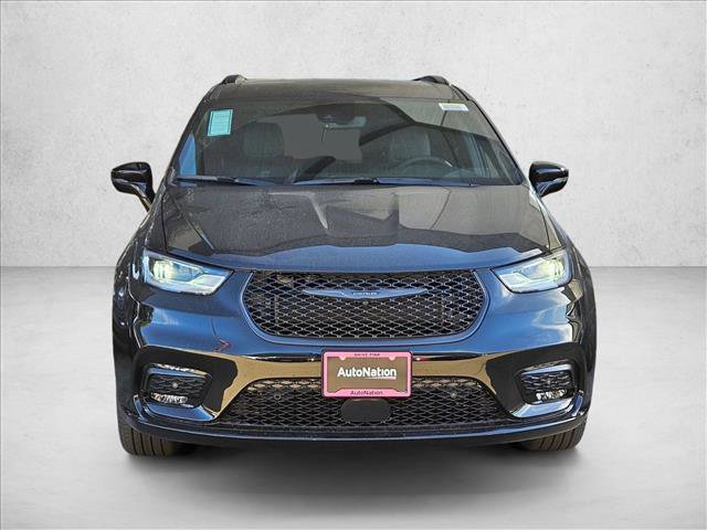 New 2026 Chrysler Pacifica Select image 5