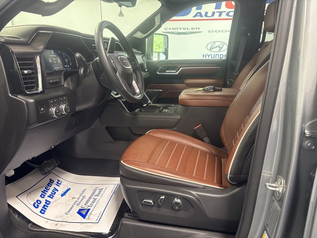 Used 2026 GMC Sierra 2500 Denali Ultimate AWD/4WD image 14