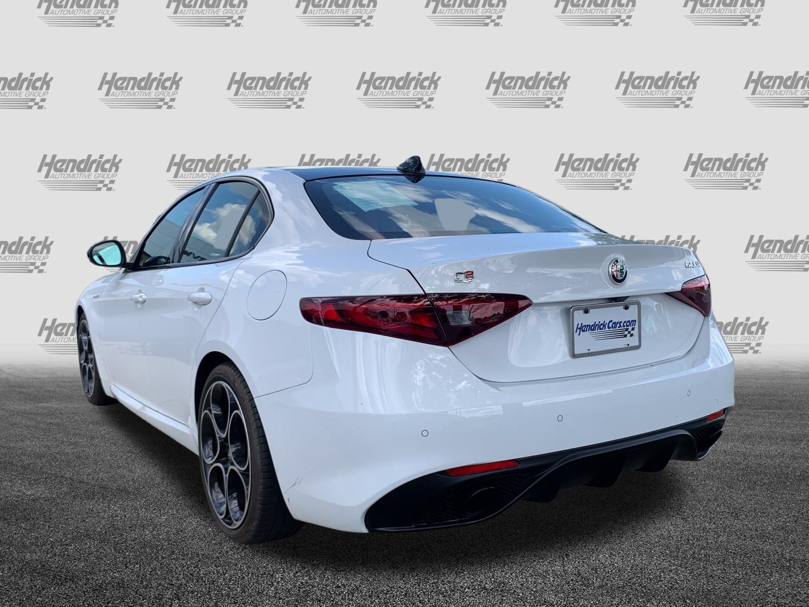 Used 2022 Alfa Romeo Giulia Veloce RWD image 8
