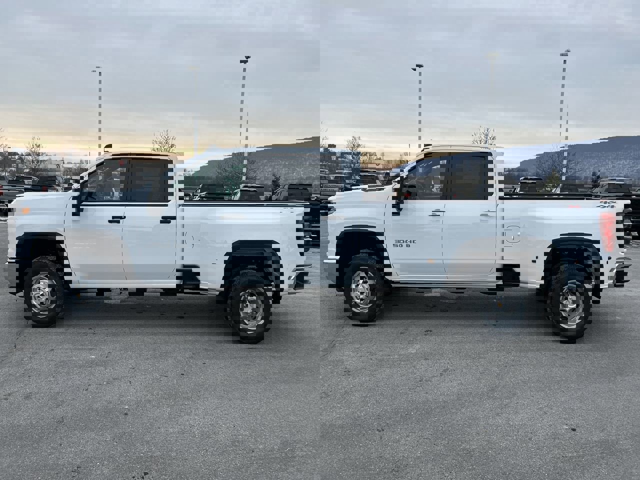 New 2026 Chevrolet Silverado 3500 W/T image 4