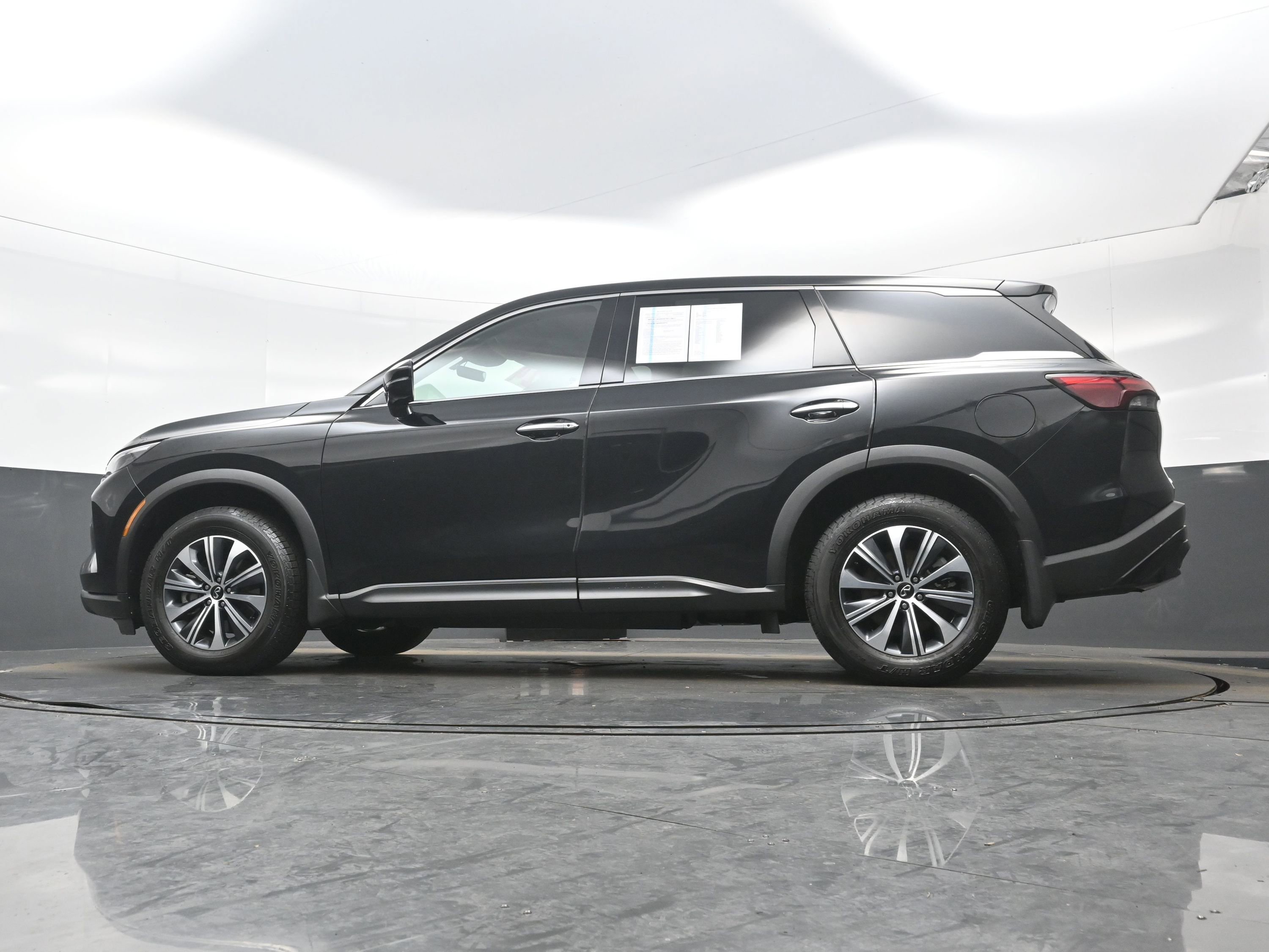 Used 2024 INFINITI QX60 Pure image 31