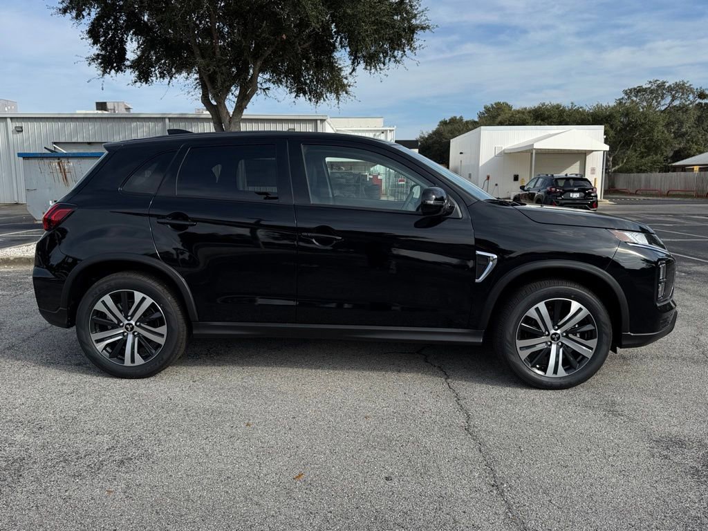 New 2026 Mitsubishi Outlander Sport SE image 9
