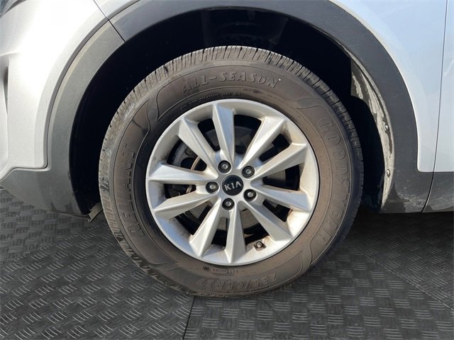 Used 2020 Kia Sorento L image 14