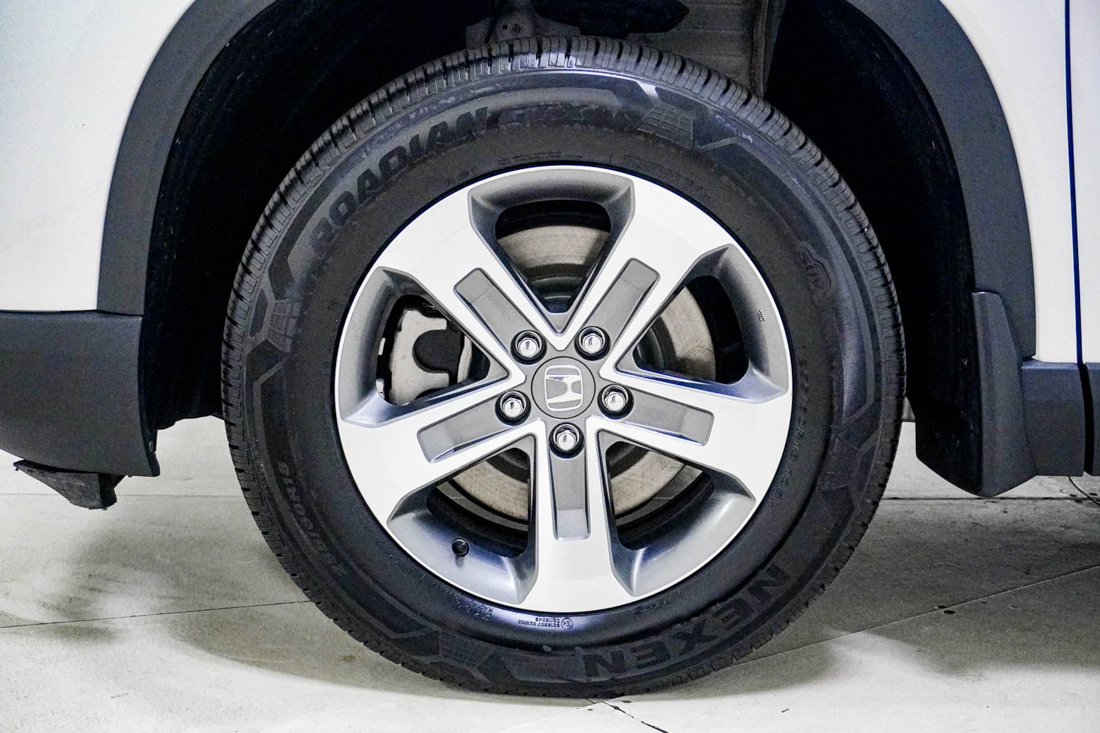 Used 2023 Honda Pilot EX-L image 12
