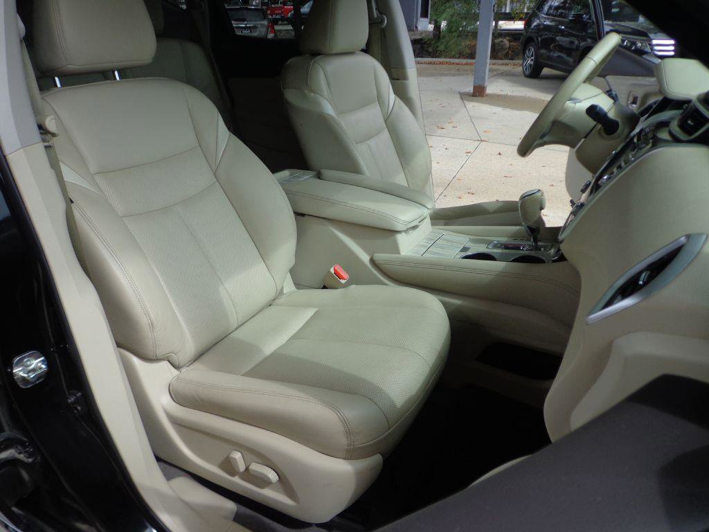 Used 2017 Nissan Murano Platinum w/ Platinum Technology Package image 17