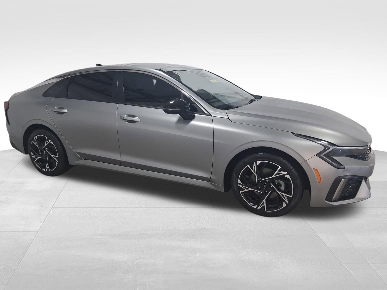 Used 2025 Kia K5 GT-Line w/ GT-Line Premium Package FWD image 3