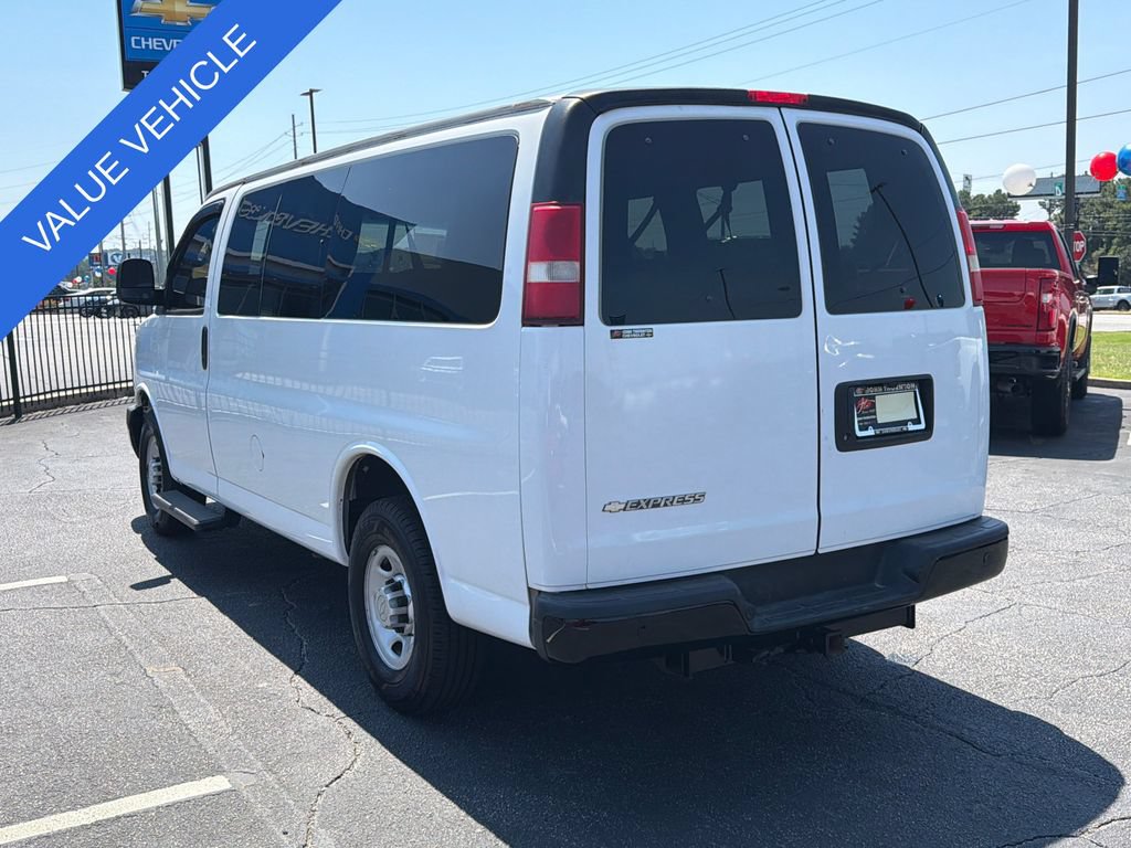 Used 2016 Chevrolet Express 2500 LS RWD image 8