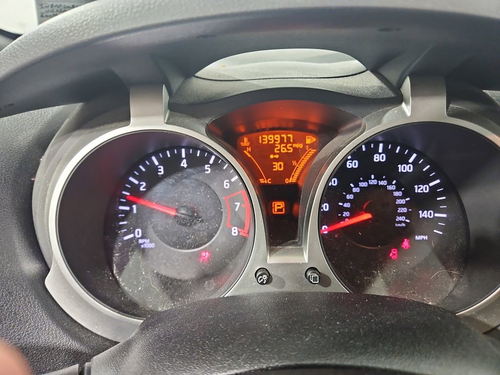 Used 2014 Nissan Juke S image 16