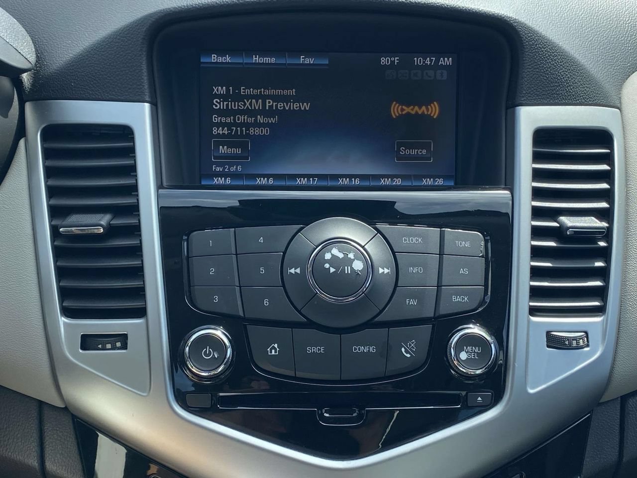 Used 2015 Chevrolet Cruze LT FWD image 25