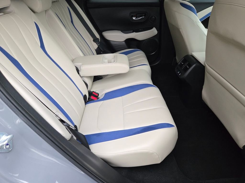 Used 2025 Acura ADX A-Spec image 19