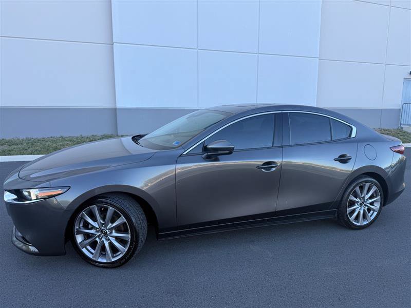 Used 2019 MAZDA MAZDA3 Sedan w/ Premium Package FWD image 4