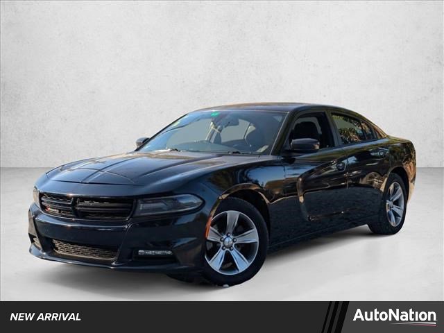 Used 2016 Dodge Charger SXT image 1