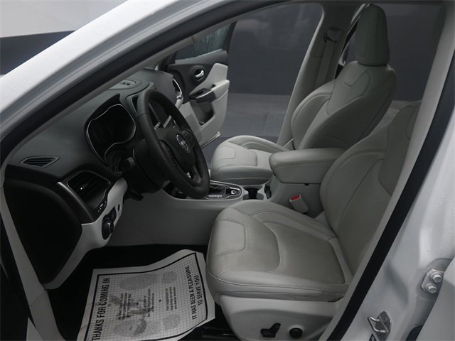 Used 2022 Jeep Cherokee Latitude Lux w/ Sun & Sound Group image 12