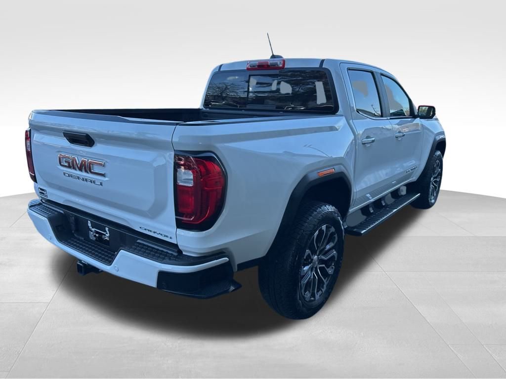 Certified 2025 GMC Canyon Denali image 5