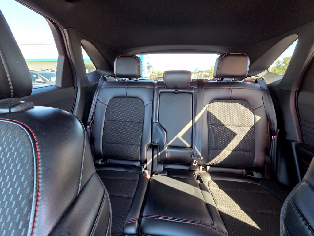 Used 2025 Ford Escape ST-Line Select AWD/4WD image 25