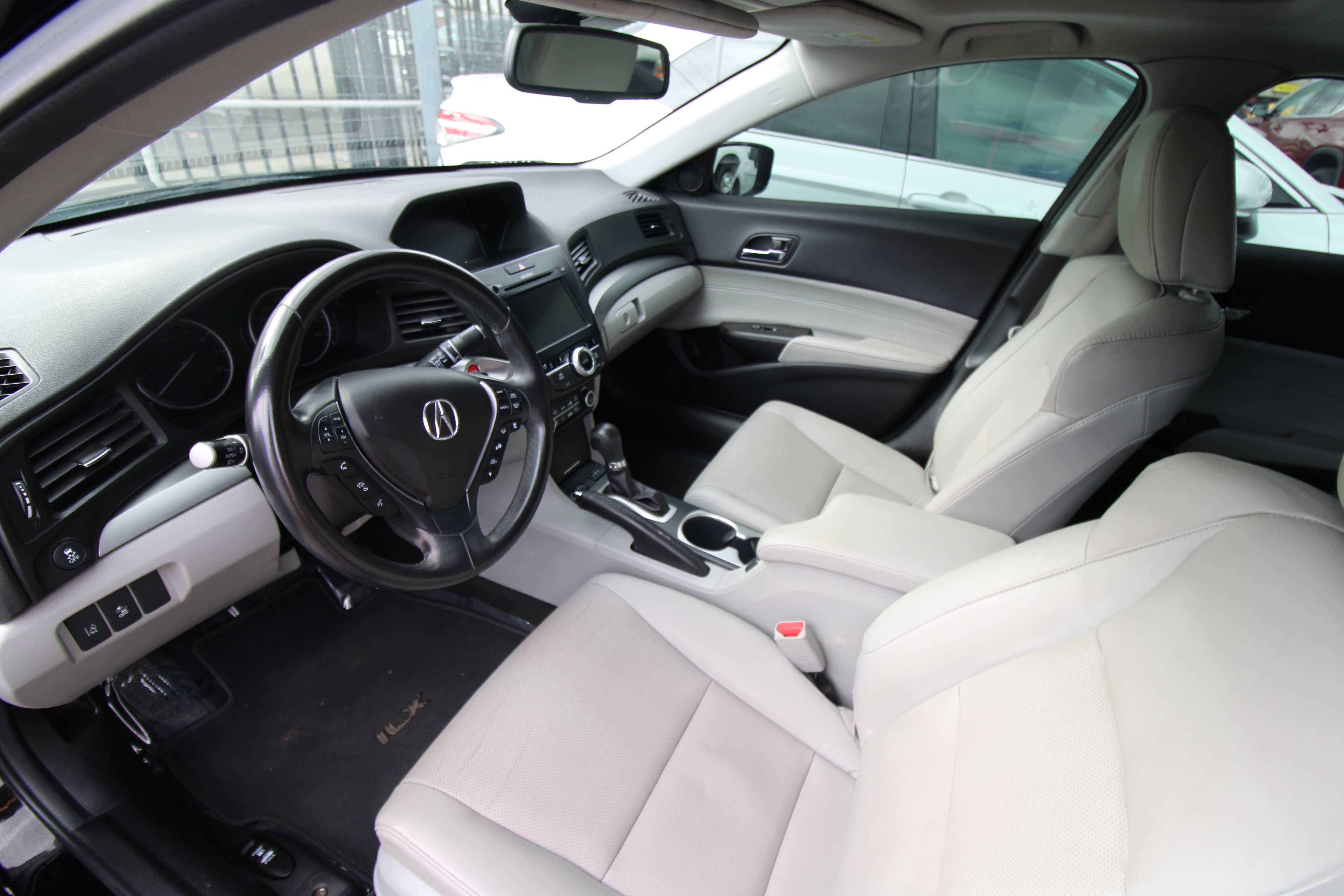Used 2017 Acura ILX image 17