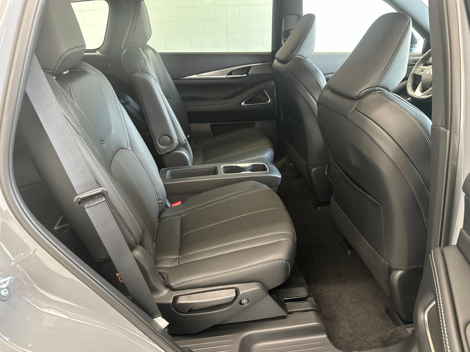 New 2027 INFINITI QX60 Sport w/ Dark Cargo Package AWD/4WD image 11