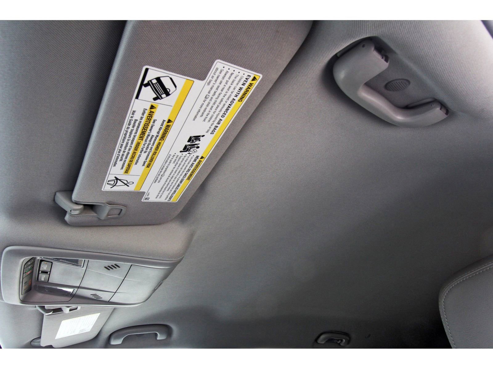 Used 2021 Chevrolet Equinox LT image 25