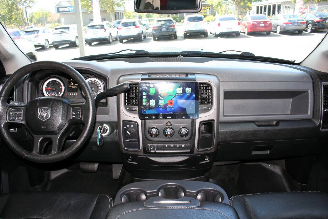 Used 2015 RAM 2500 Tradesman w/ Chrome Appearance Group AWD/4WD image 13