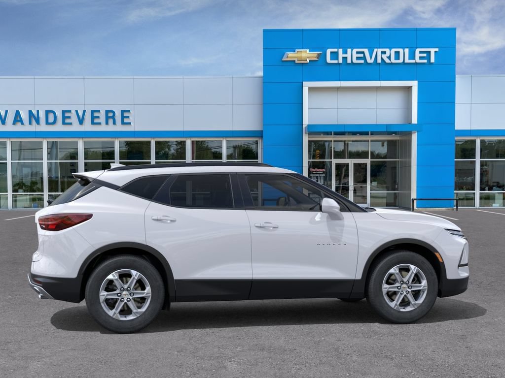 New 2026 Chevrolet Blazer LT w/ Convenience Package FWD image 7