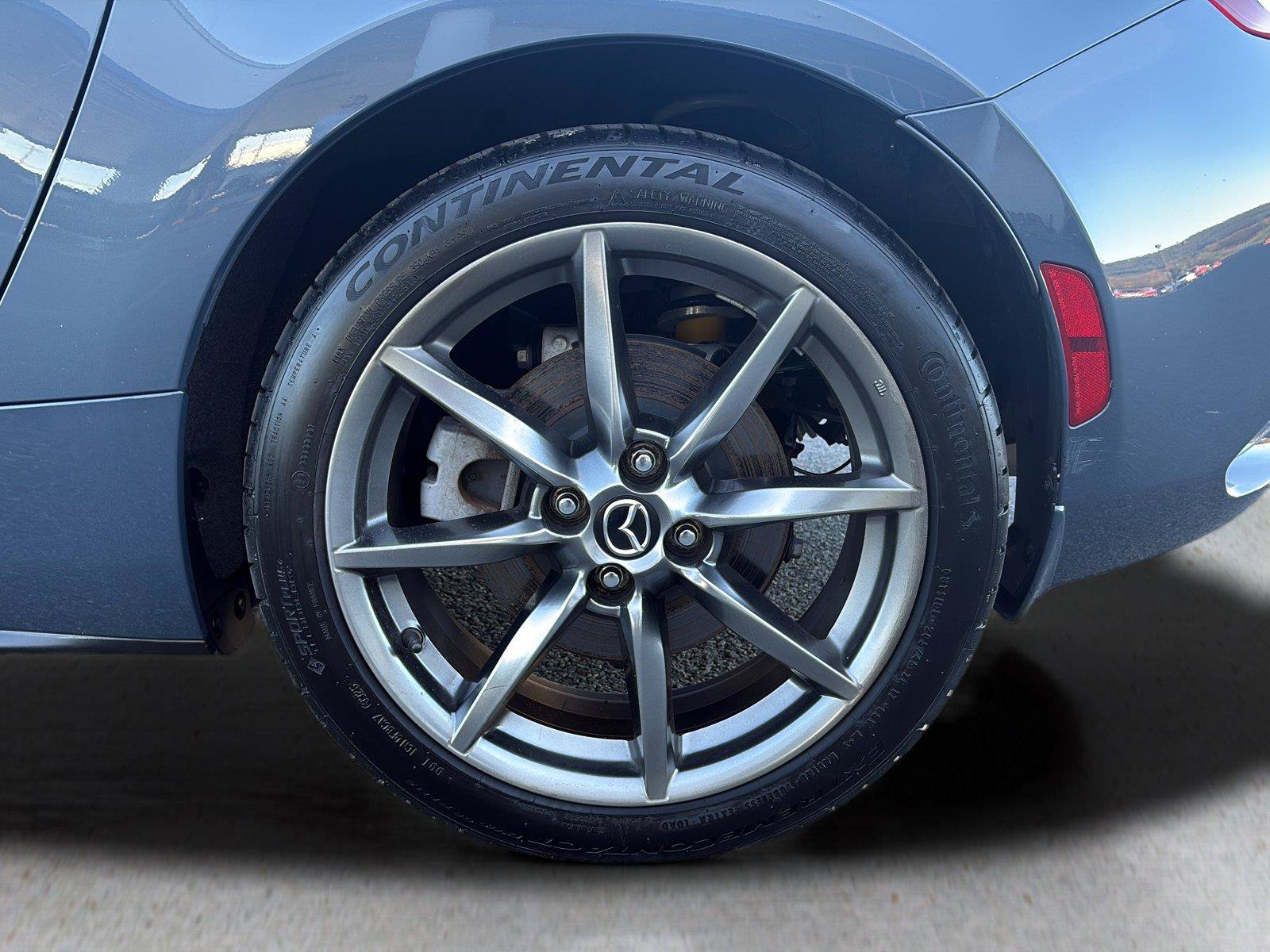 Used 2020 MAZDA MX-5 Miata RF Grand Touring RWD image 47