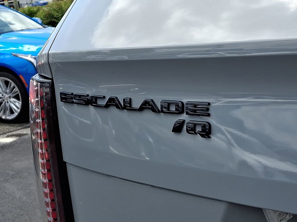 New 2026 Cadillac Escalade IQ Sport 1 w/ LPO, ONYX Package image 11