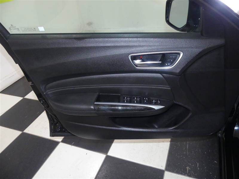 Used 2018 Acura TLX FWD image 24