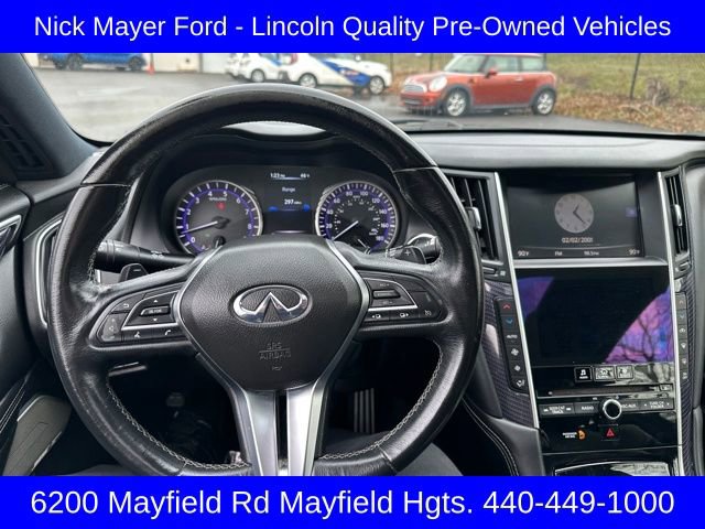Used 2017 INFINITI Q60 Red Sport 400 image 28