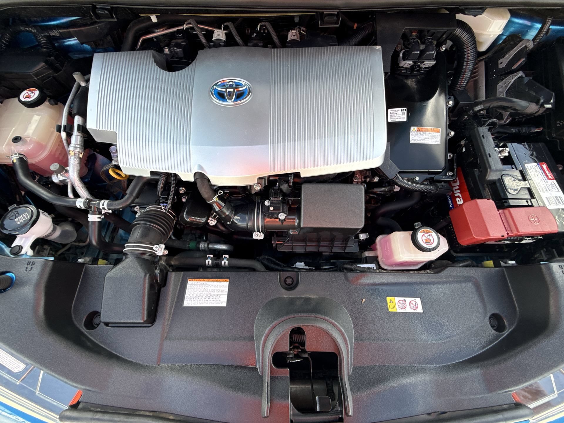 Used 2019 Toyota Prius LE FWD image 17