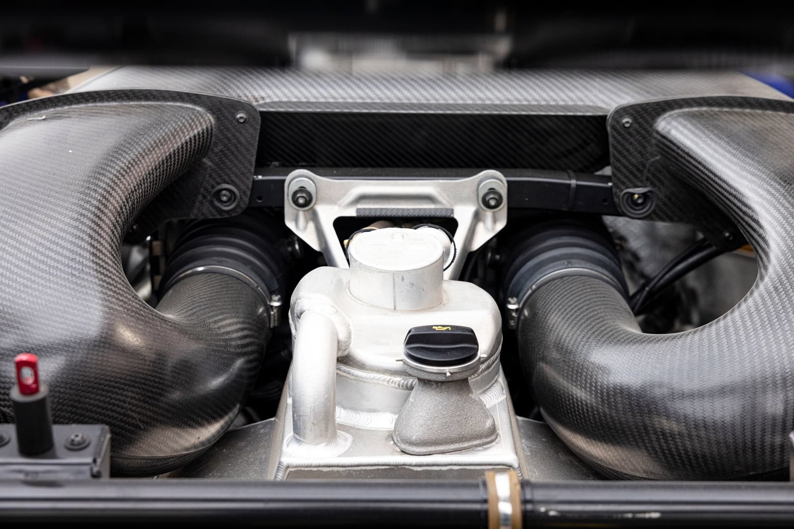 Used 2023 Lamborghini Huracan EVO RWD image 17