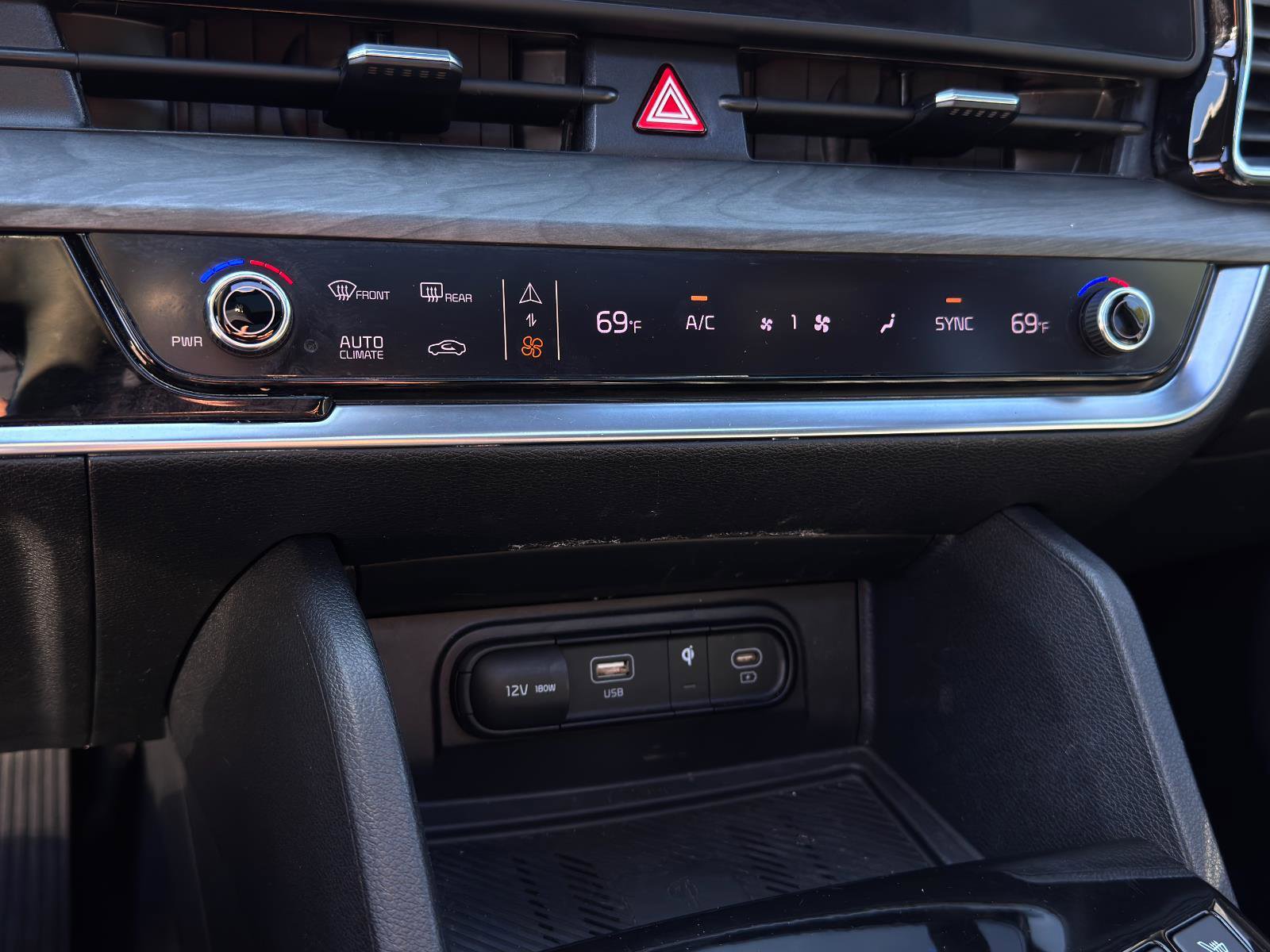 Used 2023 Kia Sportage X-Line w/ X-Line Premium Package image 21