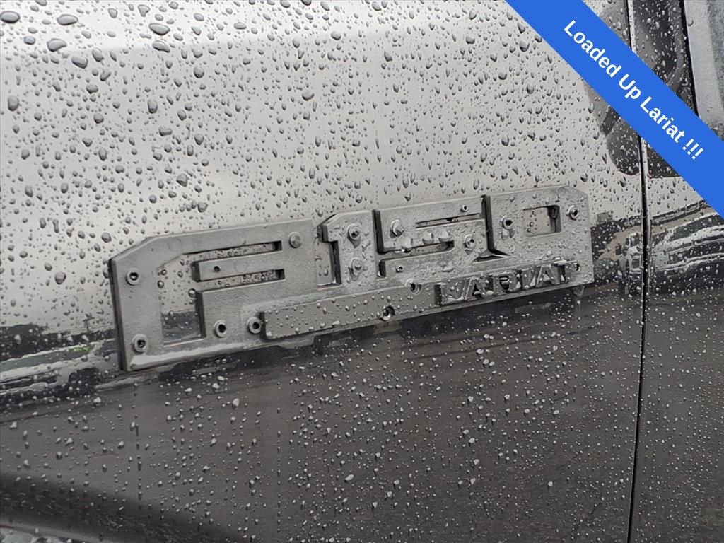 Used 2015 Ford F150 Lariat w/ Equipment Group 502A Luxury image 9