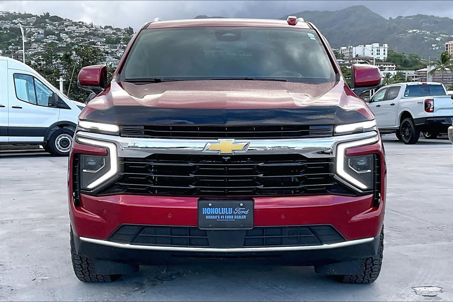 Used 2025 Chevrolet Tahoe LS AWD/4WD image 6