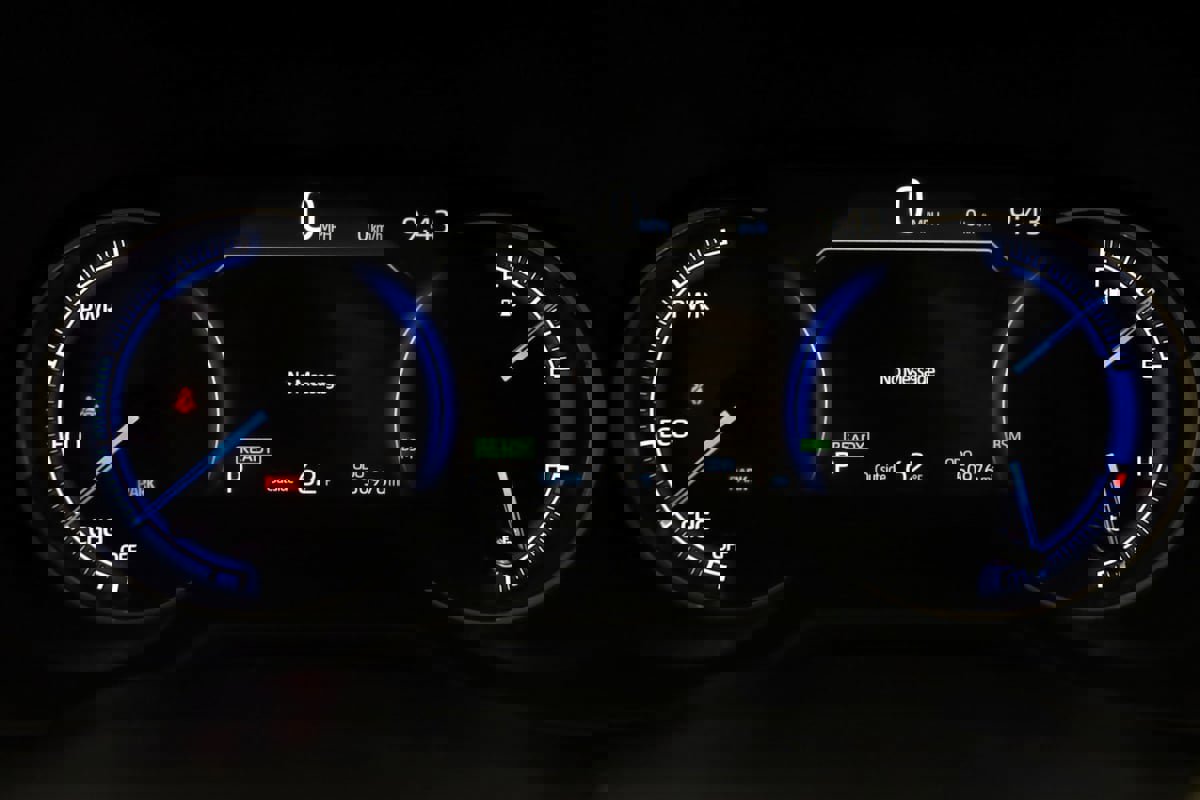 Used 2022 Toyota RAV4 Limited image 16