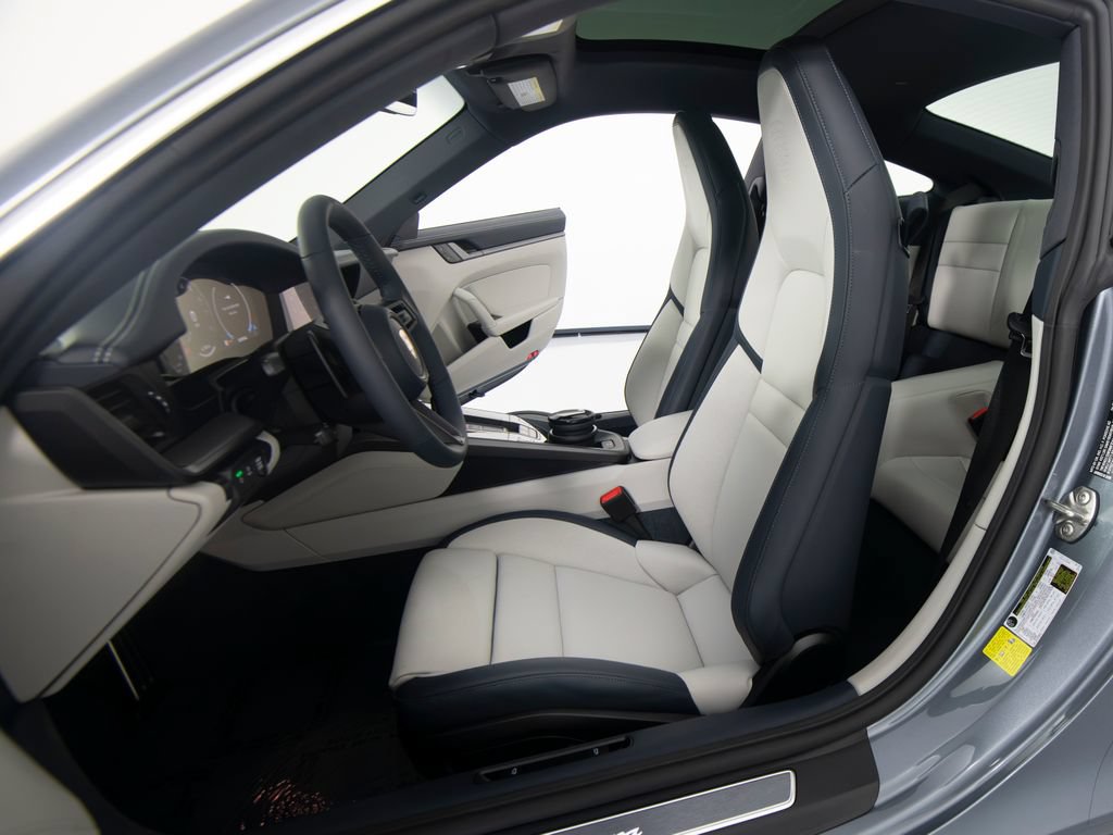 New 2026 Porsche 911 Carrera RWD image 5