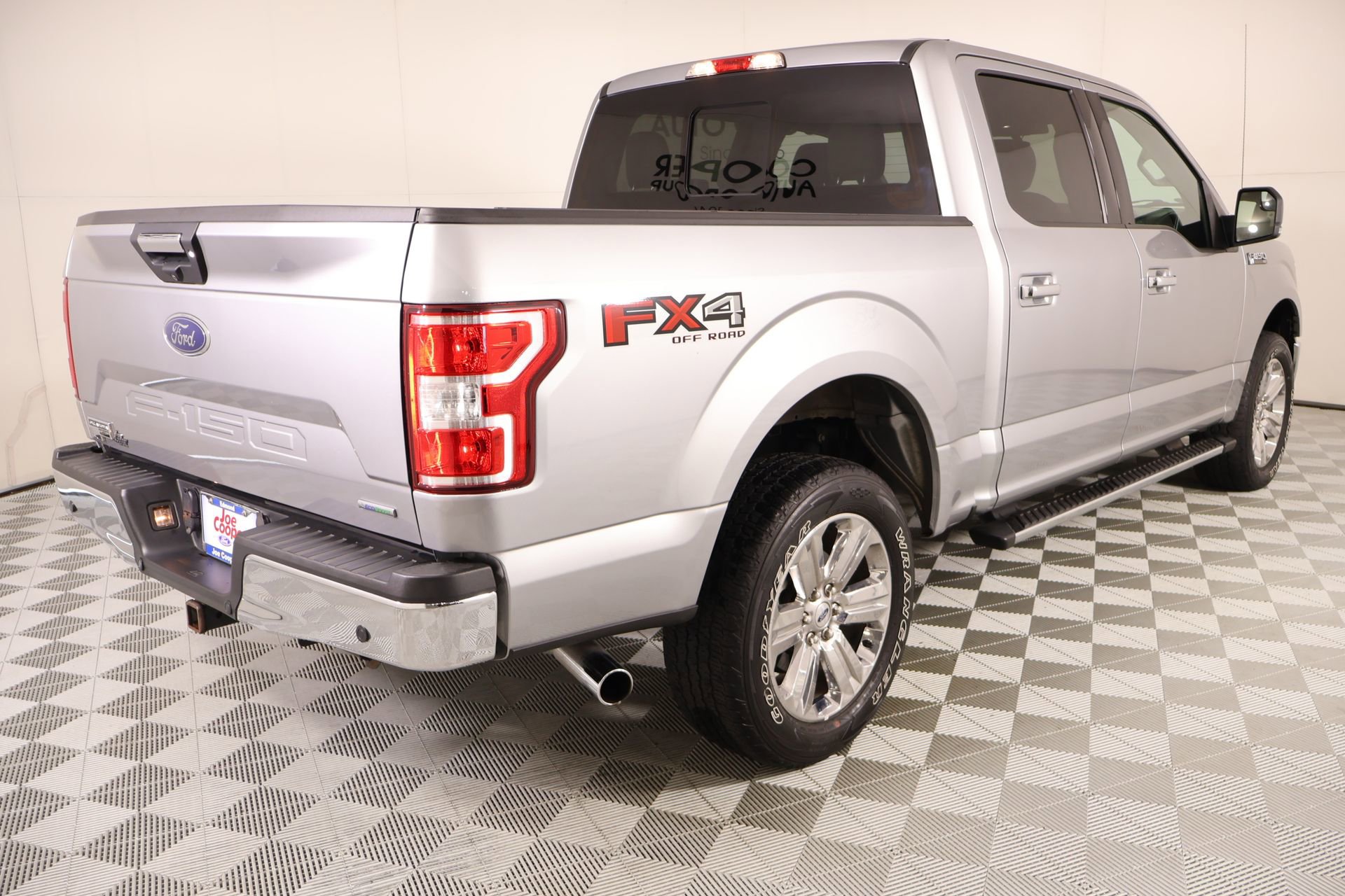 Used 2020 Ford F150 XLT w/ Equipment Group 302A Luxury AWD/4WD image 21