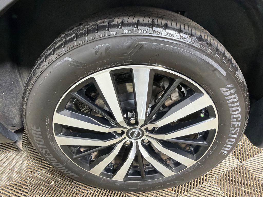 Used 2024 Nissan Pathfinder Platinum w/ Cargo Package FWD image 22