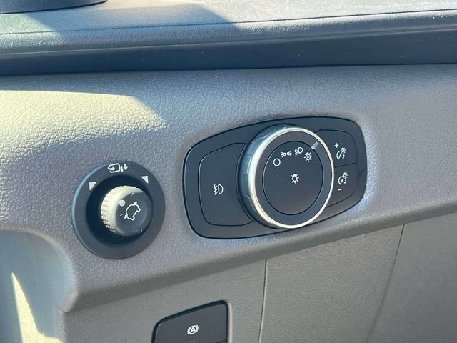 Used 2023 Ford Transit 350 XLT RWD image 18