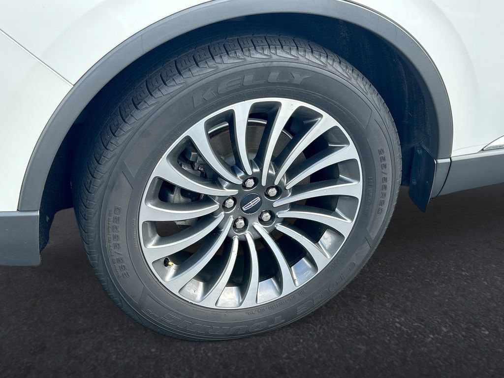 Used 2020 Lincoln Aviator Reserve w/ Equipment Group 201A RWD image 17