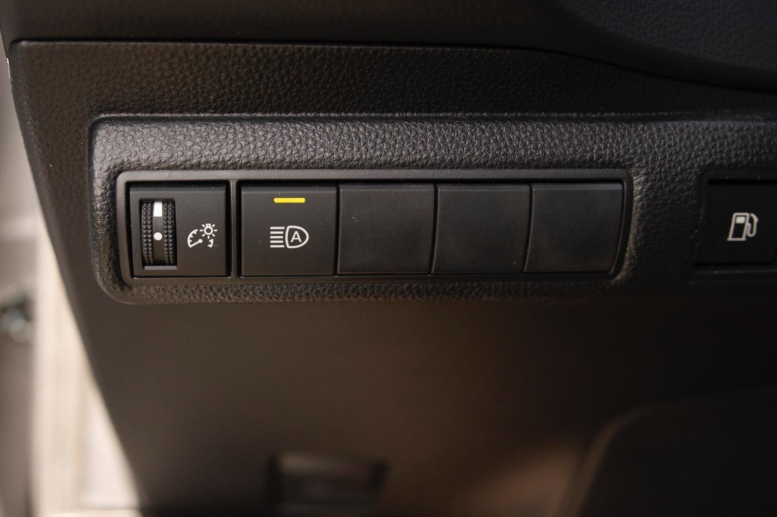 Used 2024 Toyota Corolla LE w/ LE Convenience Package AWD/4WD image 11