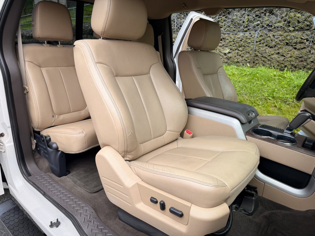 Used 2013 Ford F150 Lariat w/ Mid Equipment Group AWD/4WD image 20