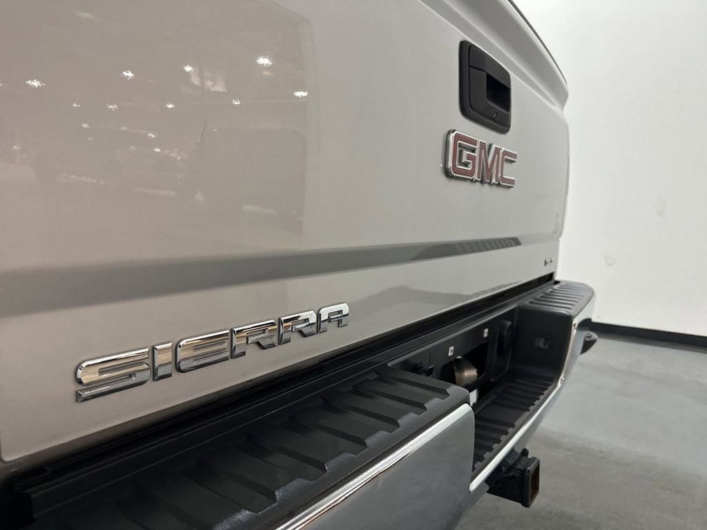 Used 2018 GMC Sierra 1500 SLT w/ Texas SLT Premium Package AWD/4WD image 13