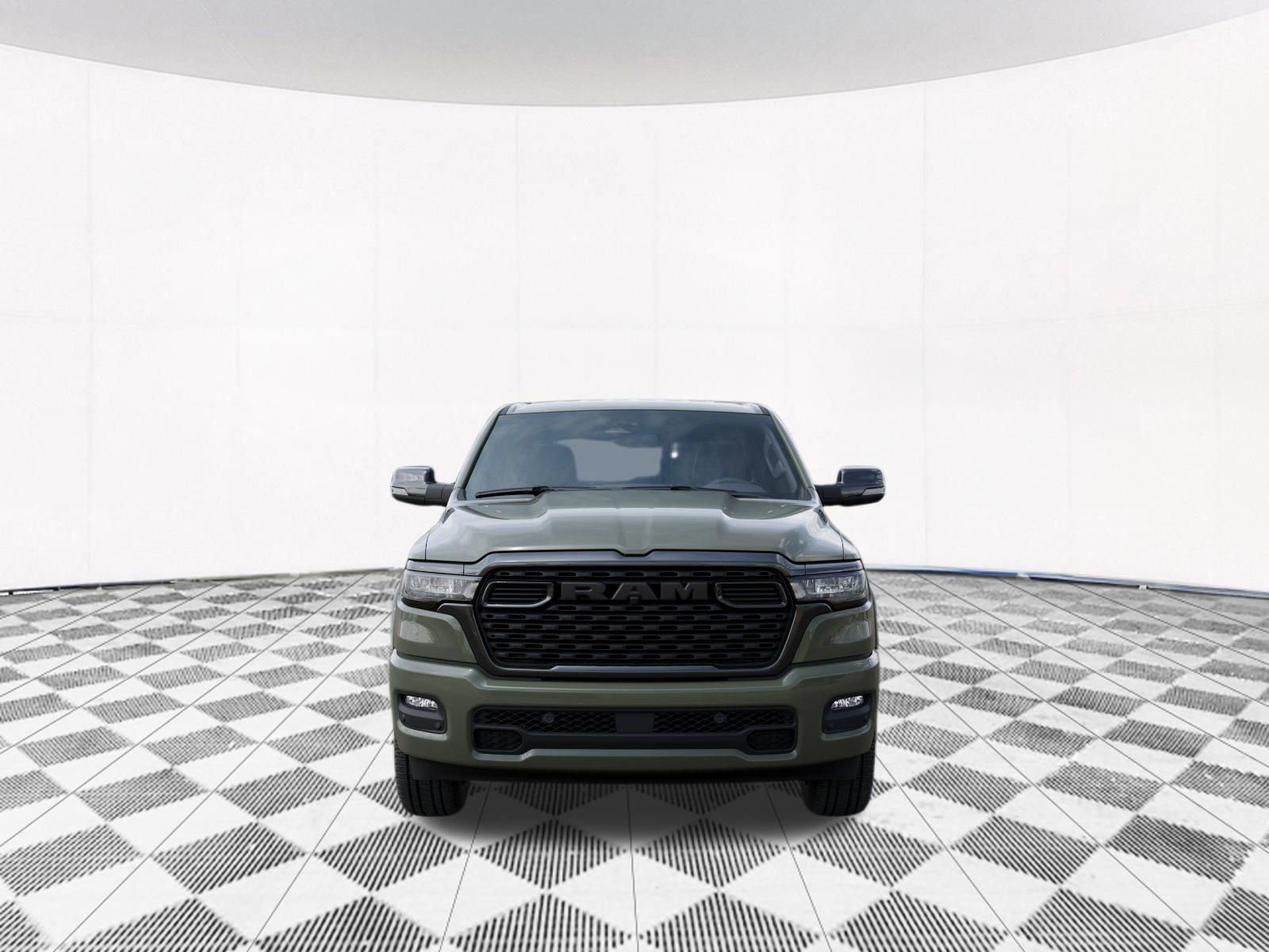 New 2026 RAM 1500 4x4 Crew Cab image 8