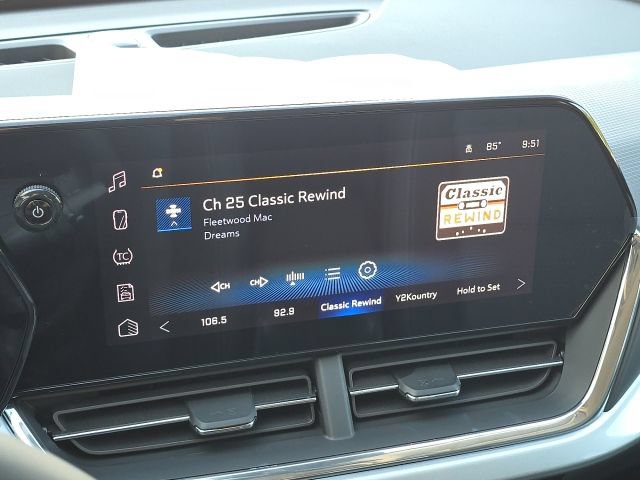 Used 2026 Chevrolet Trax LT w/ Driver Confidence Package FWD image 24