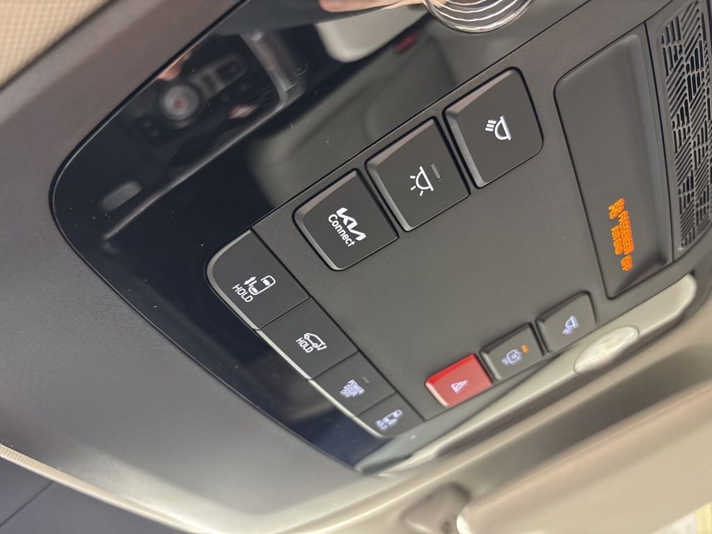 New 2026 Kia Carnival EX FWD image 33