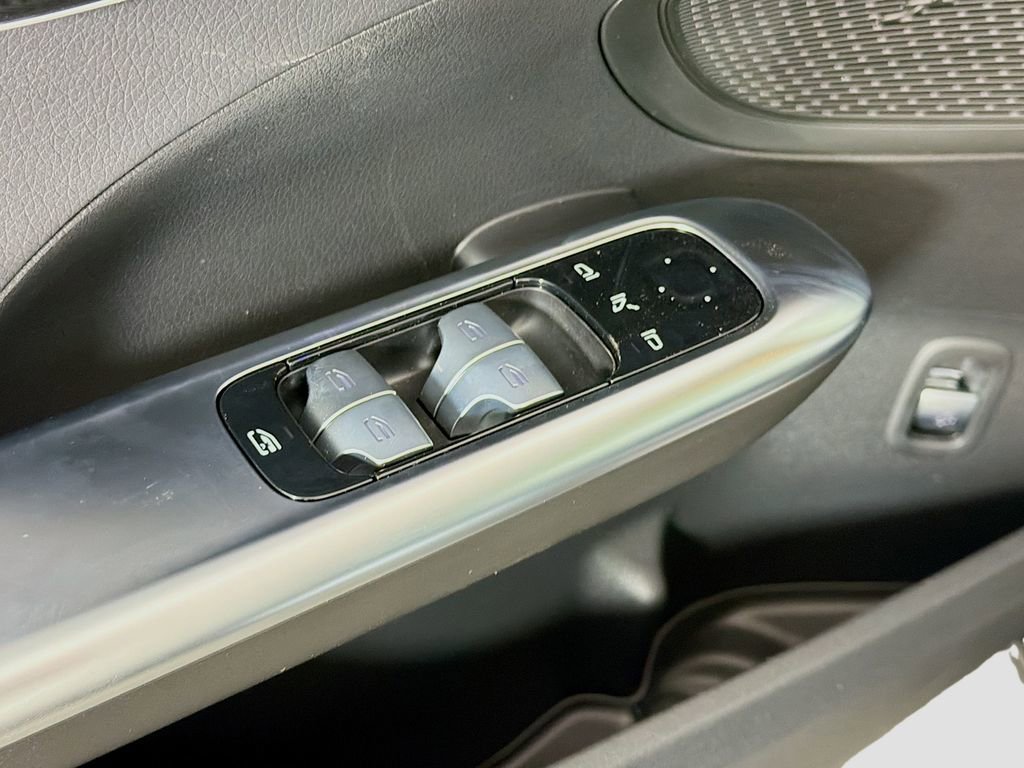 Used 2026 Mercedes-Benz C 300 4MATIC Sedan image 20