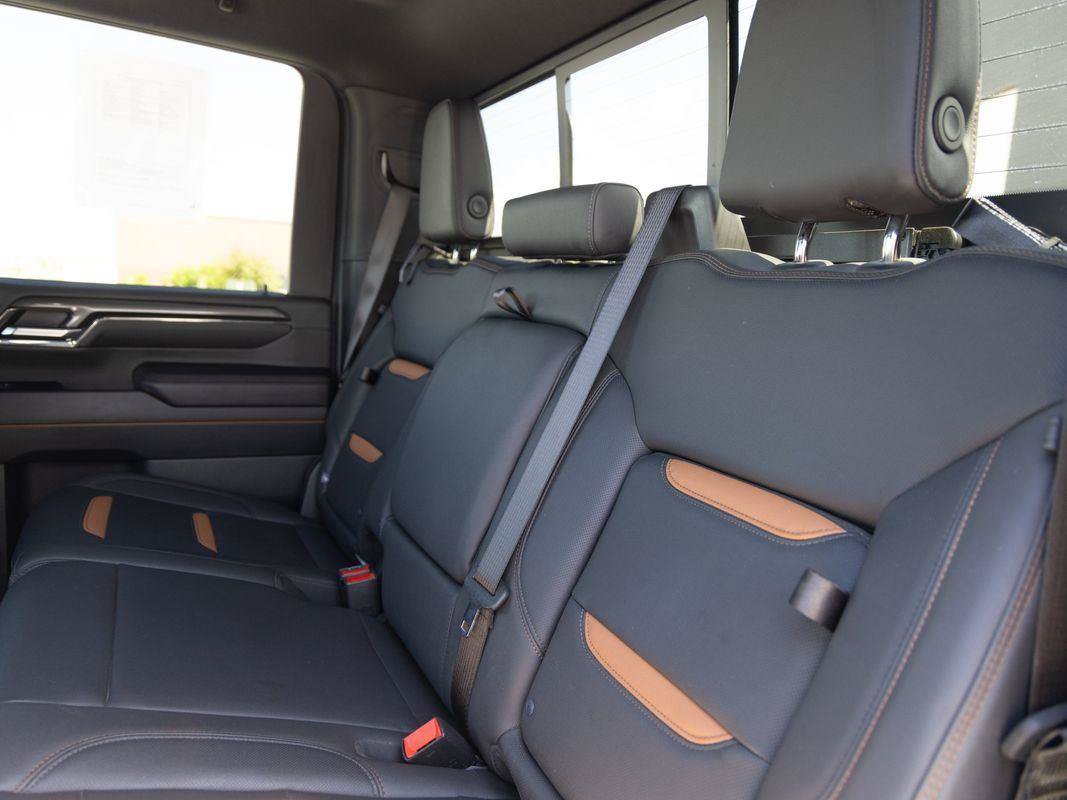 Used 2024 GMC Sierra 2500 AT4 w/ AT4 Premium Plus Package AWD/4WD image 22