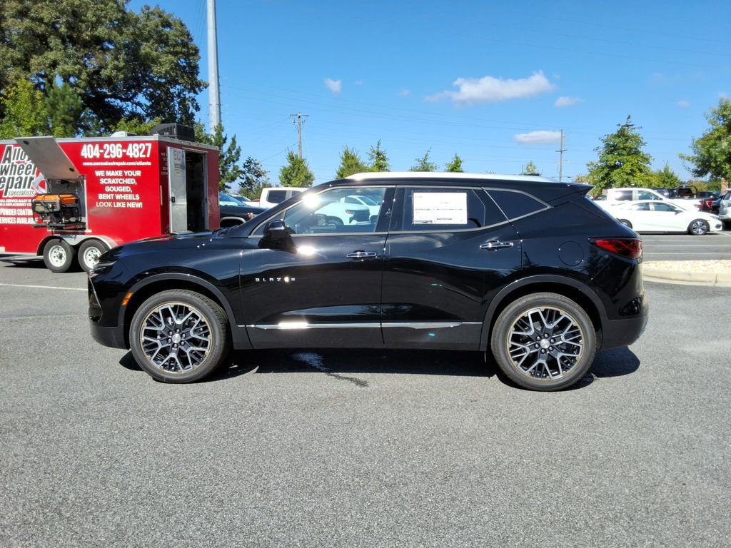 New 2025 Chevrolet Blazer Premier w/ Driver Confidence II Package FWD image 8